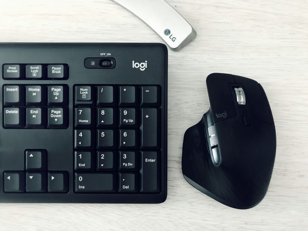 keyboard and ergonomic mouse
